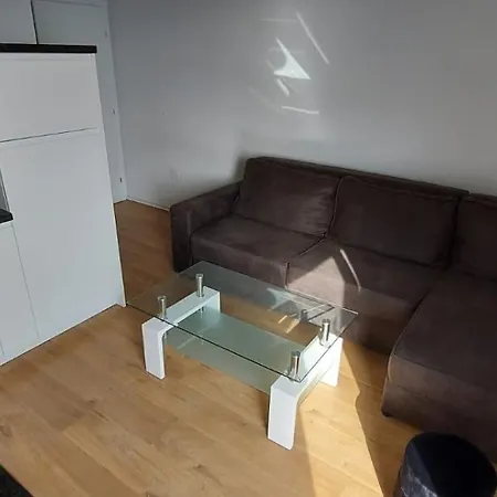 Sky View Apartment *